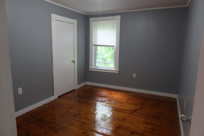 Foto del edificio - 348 Fairmount St