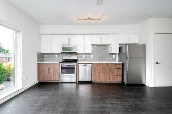 Building Photo - Wildwood Apartments