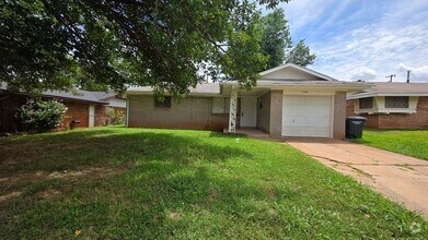 Building Photo - 3104 Chetwood Dr
