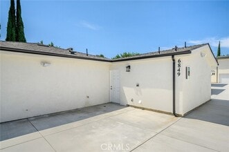 Building Photo - 6849 De Celis Pl