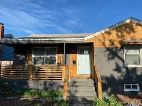 Building Photo - 130 N Meade Ave