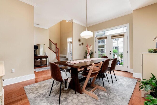 Building Photo - 3614 Flad Ave