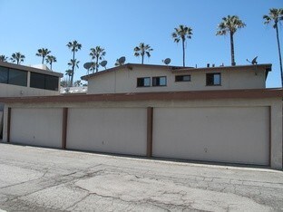 Building Photo - 1802 Camino De La Costa