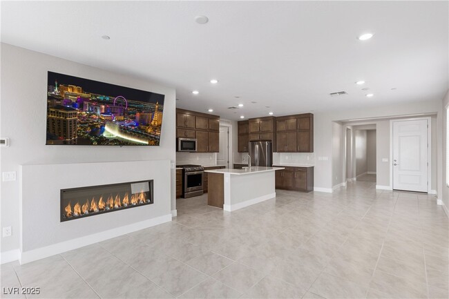 Building Photo - 52 Stone Blf Ln