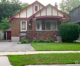 Building Photo - 179 Thornton Ave