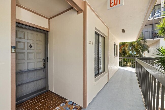 Building Photo - 6268 Palma Del Mar Blvd S