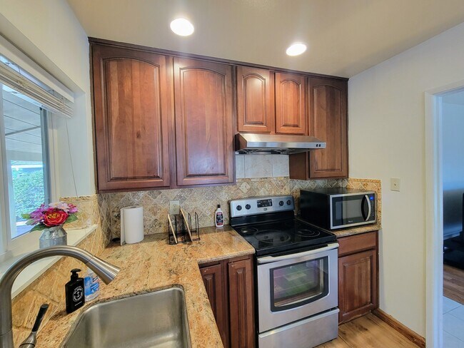 Building Photo - 4273 Strawberry Park Dr