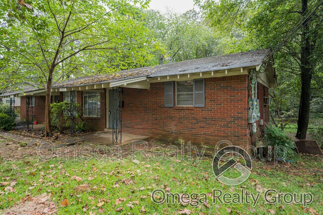 Foto del edificio - 3592 N Wareingwood Dr