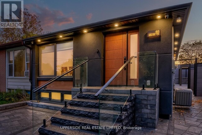 Building Photo - LOWER 61 MARLIN COURT