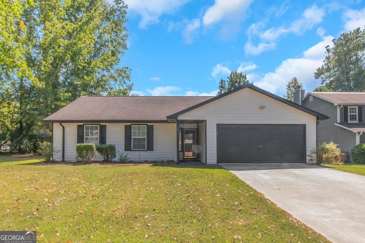 Foto principal - 1331 Misty Ridge Ct