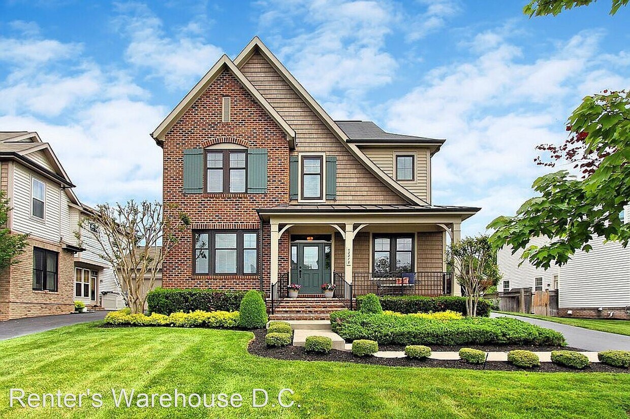 Foto principal - 5 br, 3.5 bath House - 42278 Winter Haven Dr