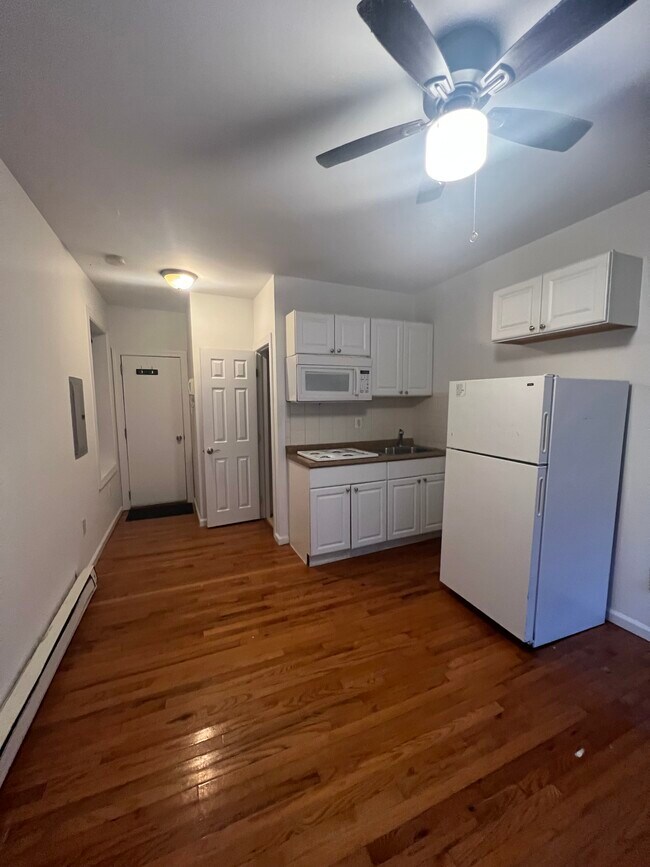 Building Photo - 757 S 20th St