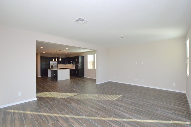 Building Photo - 1808 S Follett Way