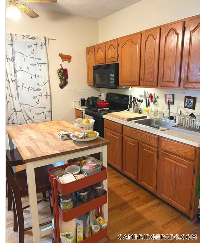 Foto principal - 122 Berkshire St
