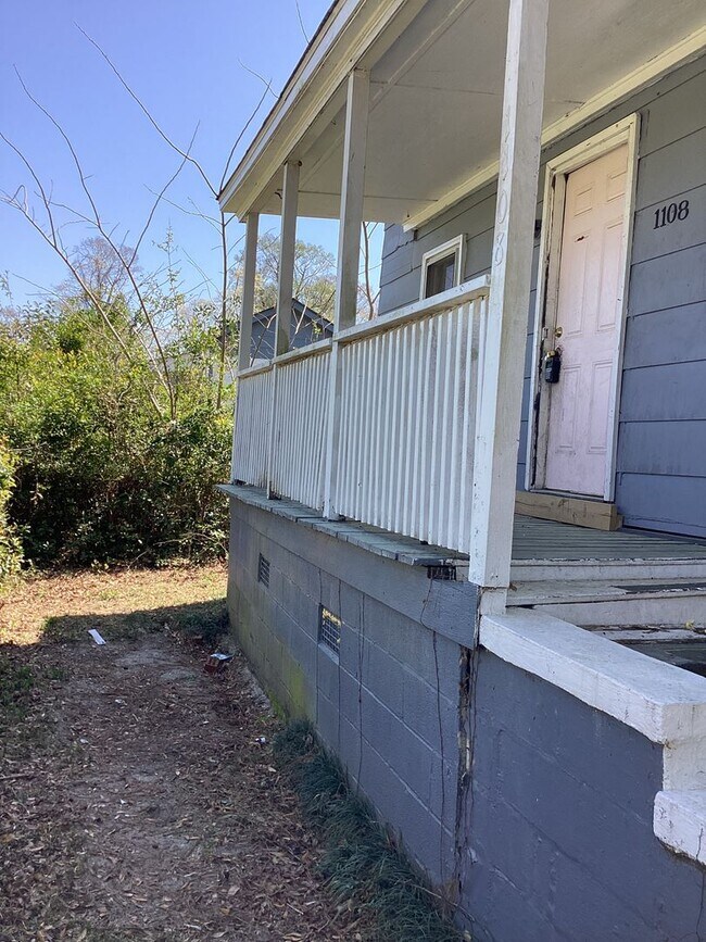 Foto del edificio - DOWNTOWN WILMINGTON! 2BD/1BA
