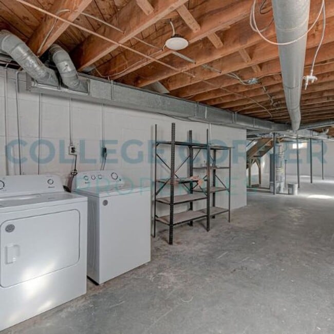 Foto del edificio - 1465 Brookwood- 4 BR,2 Bth house