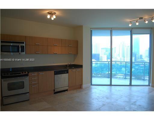 Foto del edificio - 350 S Miami Ave