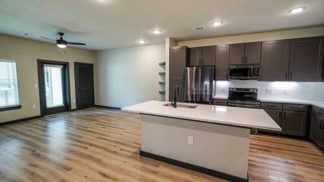 Building Photo - 2953 Farm to Market 2920