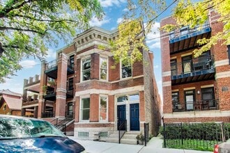 Building Photo - 2330 N Greenview Ave