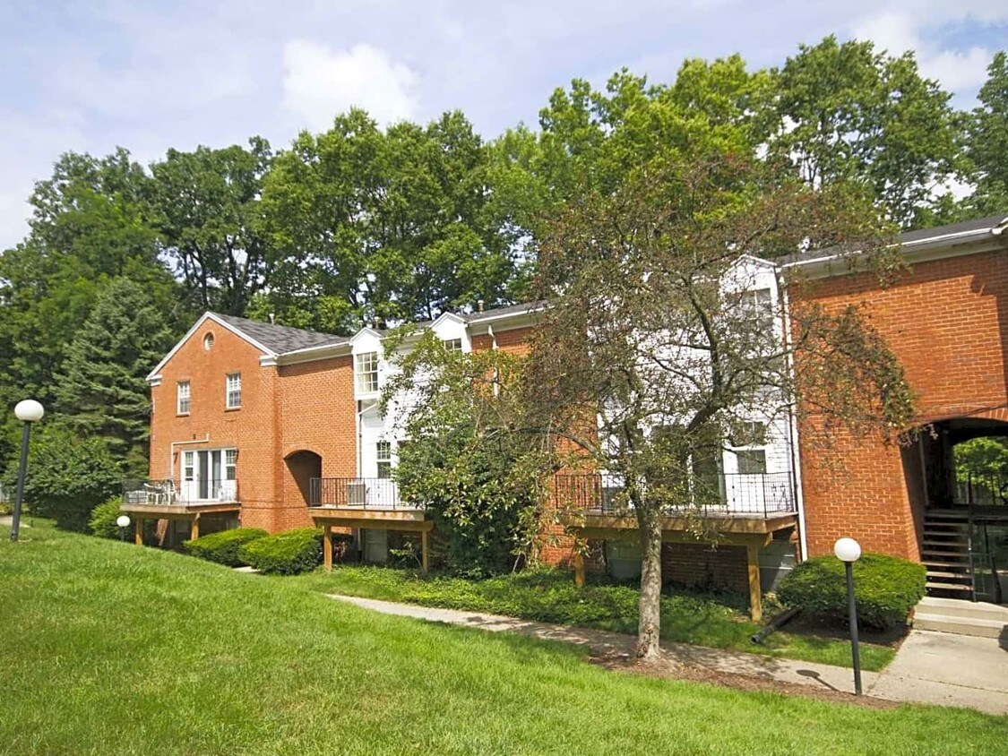 Primary Photo - 108 Turner Rd