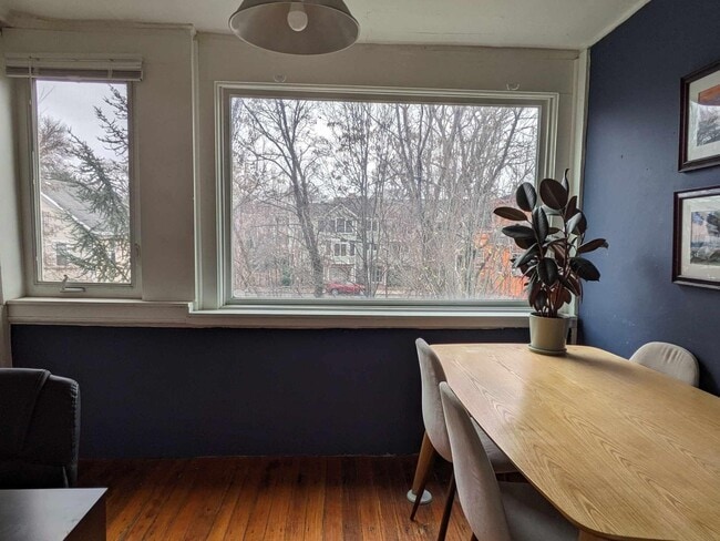 Building Photo - 434 Franklin St