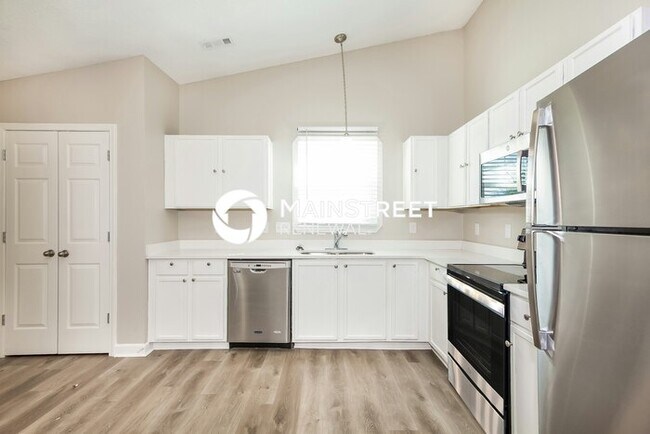 Foto del edificio - 3 Bedroom Pet-Friendly Home in CHARLOTTE, NC with Main Street Renewal