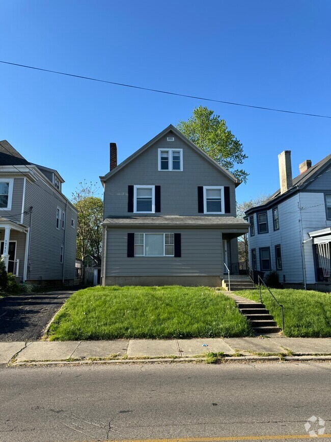 Apartments for Rent Near Xavier University Cincinnati, OH Student