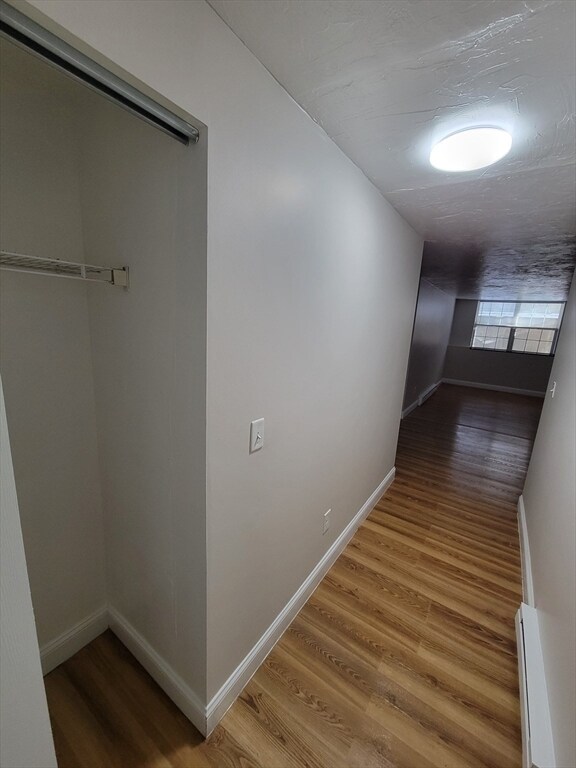 Building Photo - 46 Edgeworth St