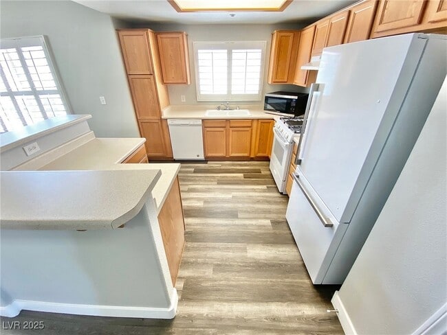 Building Photo - 833 Aspen Peak Loop