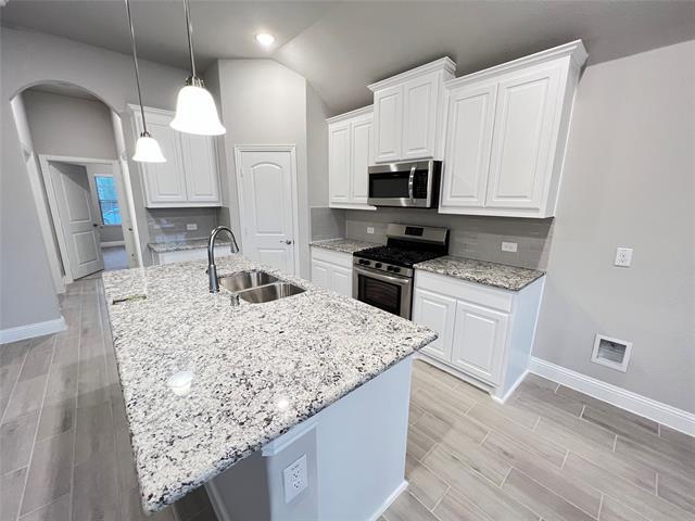 Foto del edificio - 4008 Whitetail Ln