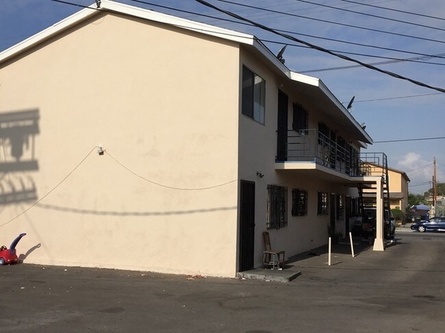 Foto del edificio - 6208 S San Pedro St