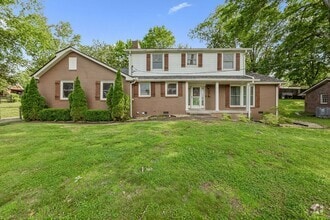 Building Photo - 109 Cloverdale Ct