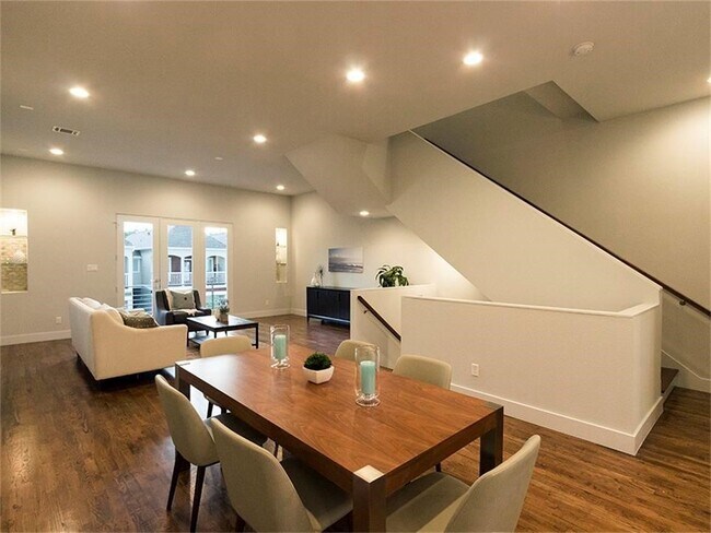 Foto del edificio - 864 Wakefield Dr