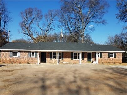 Foto principal - 1006 Sherrod Ave