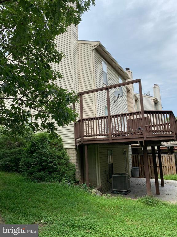 Building Photo - 2017 Heritage Dr