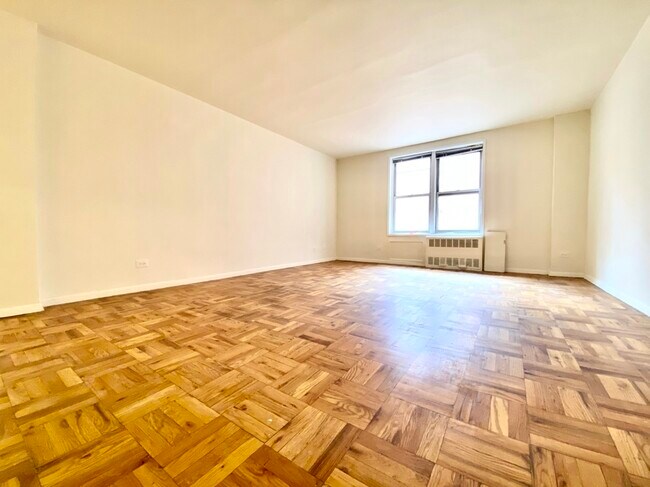 Foto del edificio - 4107 Bowne St