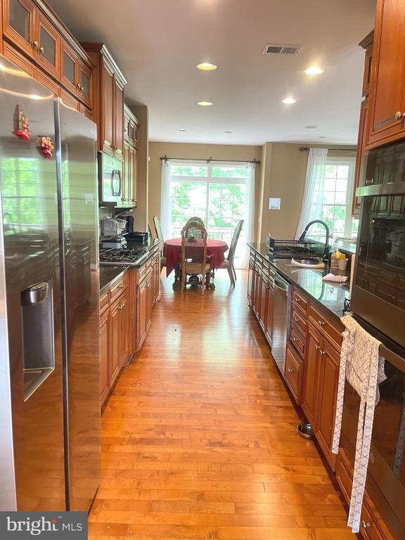 Foto del edificio - 4450 Black Ironwood Dr