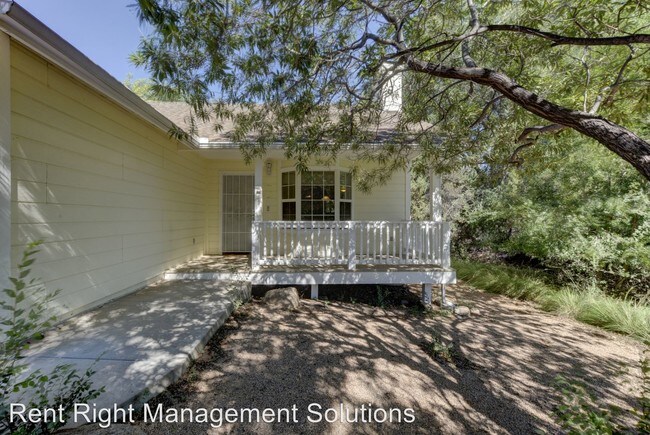 Building Photo - 2 br, 2 bath House - 4610 E. Joan Drive
