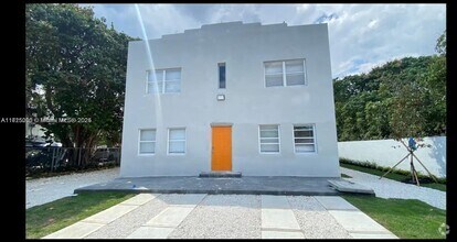 Building Photo - 6828 NW 3rd Ave