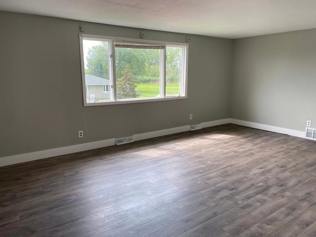 Living Room - 197 Saint Felix Ave