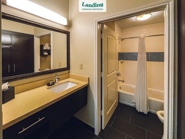 Foto del edificio - 9901 United Dr