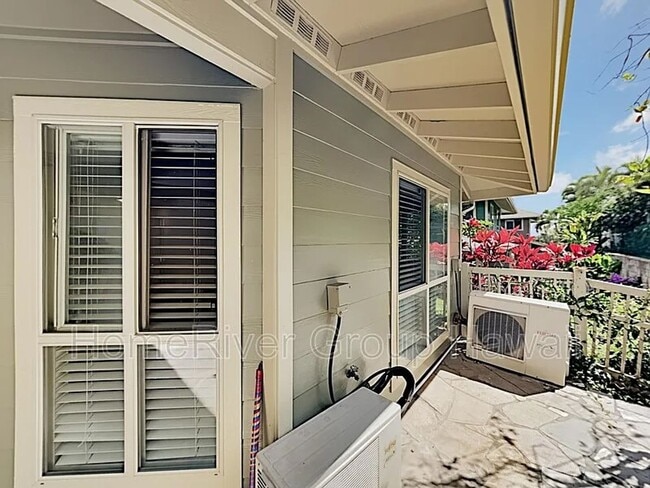 Foto del edificio - A Rare Opportunity in the Heart of Kapolei