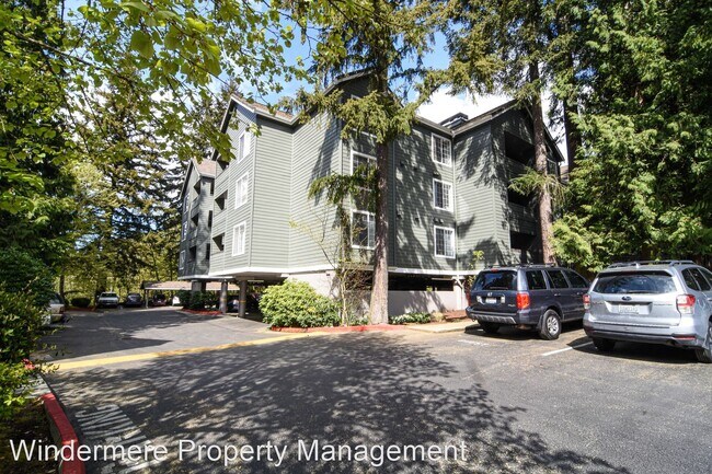 Foto del edificio - 2 br, 2 bath House - 15433 Country Club Dr...