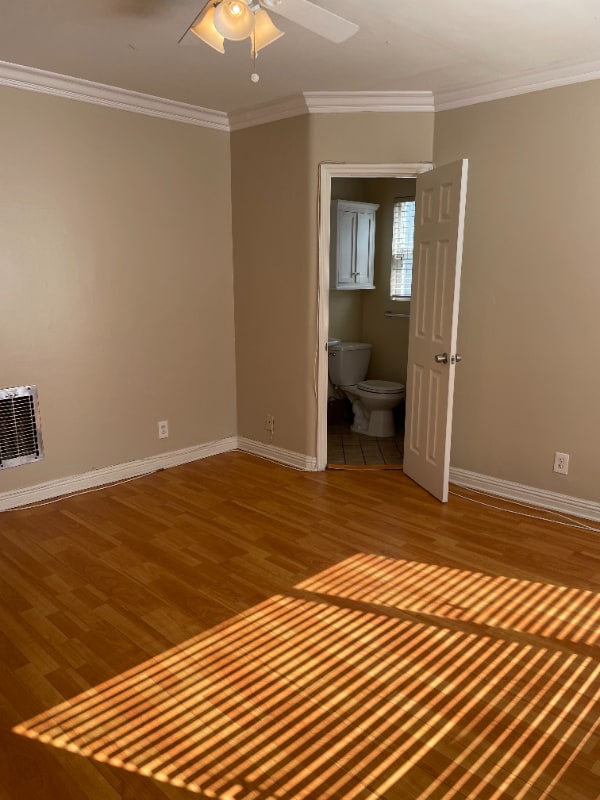 Foto del edificio - 8546 Cashio St