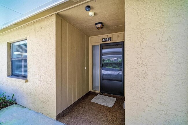 Building Photo - 4863 Village Garden Dr