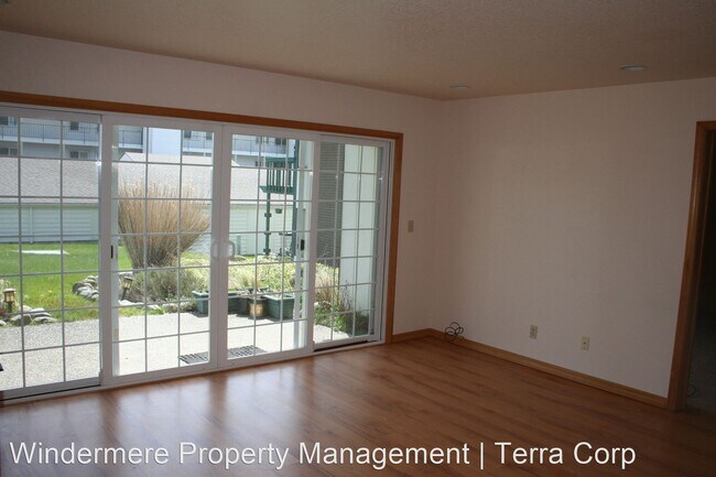 Foto del edificio - 1710 Skyline Way
