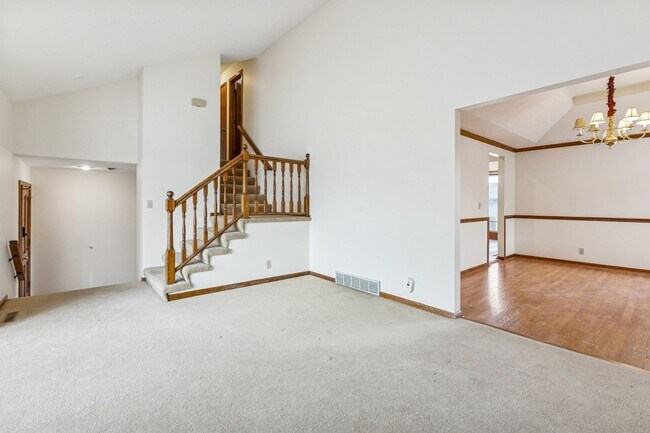 Foto del edificio - Spacious Northwest Omaha 3-Bedroom!!