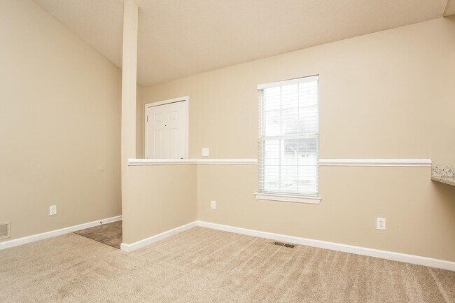 Building Photo - 1230 Waterton Trail