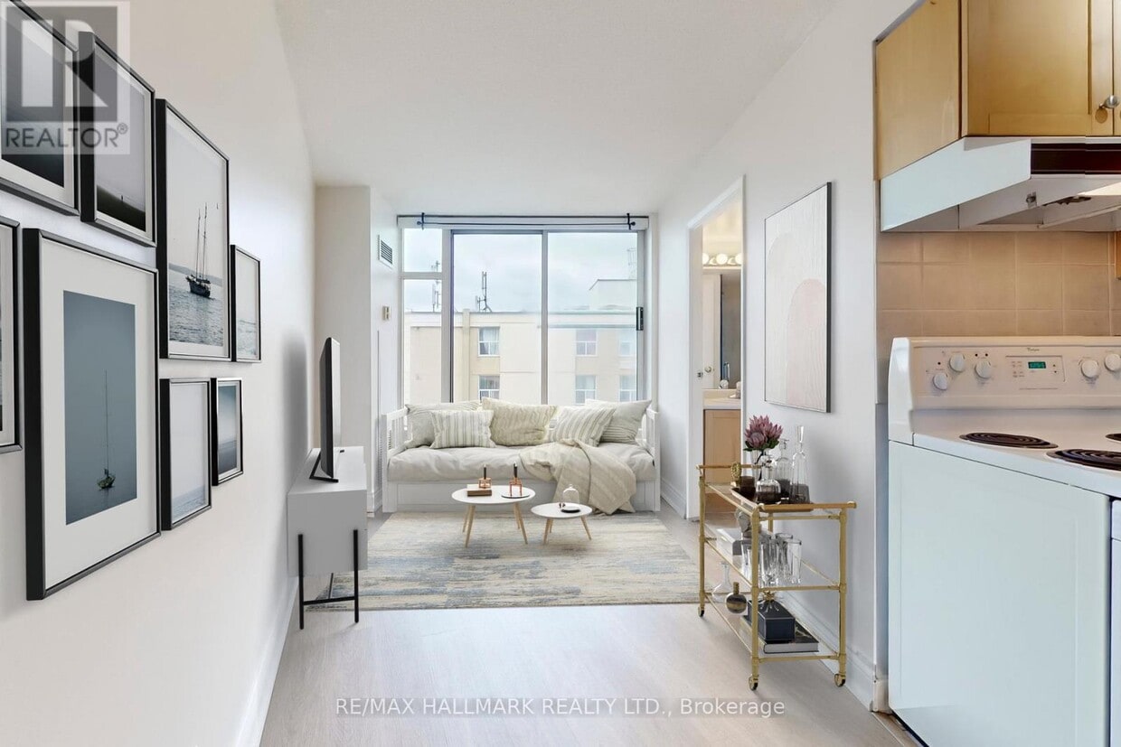 Primary Photo - 650 Queens Quay W