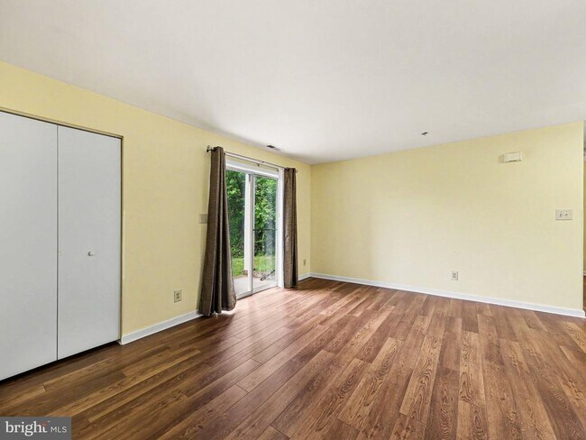 Foto del edificio - 33 Fern Oak Cir
